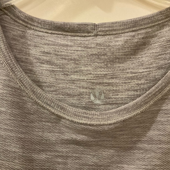 Lululemon In The Flow Tank Dress, Heathered Gray, Ruched Sides, Round Neck, Sz 4 - Picture 5 of 10